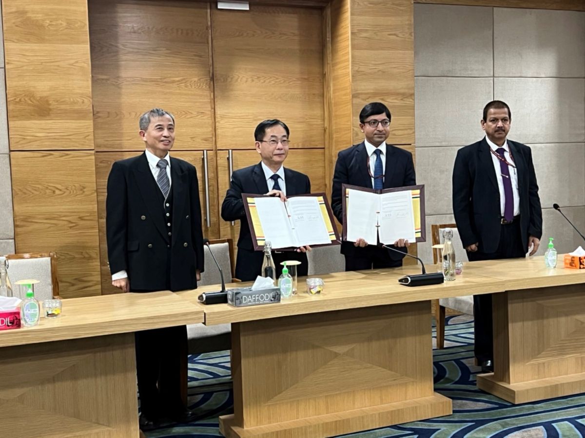 ▲今（4）日台灣與印度雙方簽署「駐印度台北經濟文化中心與印度台北協會傳統醫藥合作瞭解備忘錄」。（圖／衛福部提供）