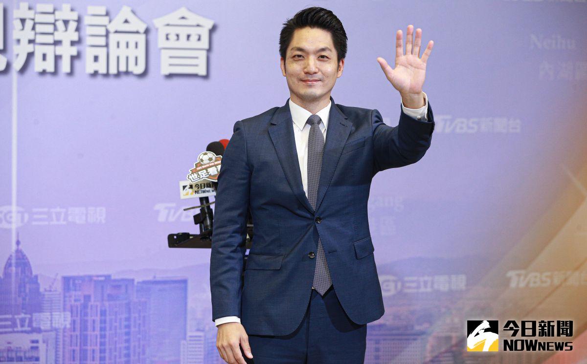 ▲TVBS針對台北市長辯論的民調顯示，35%民眾認為蔣萬安表現最好。（圖／記者葉政勳攝 , 2022.11.05）