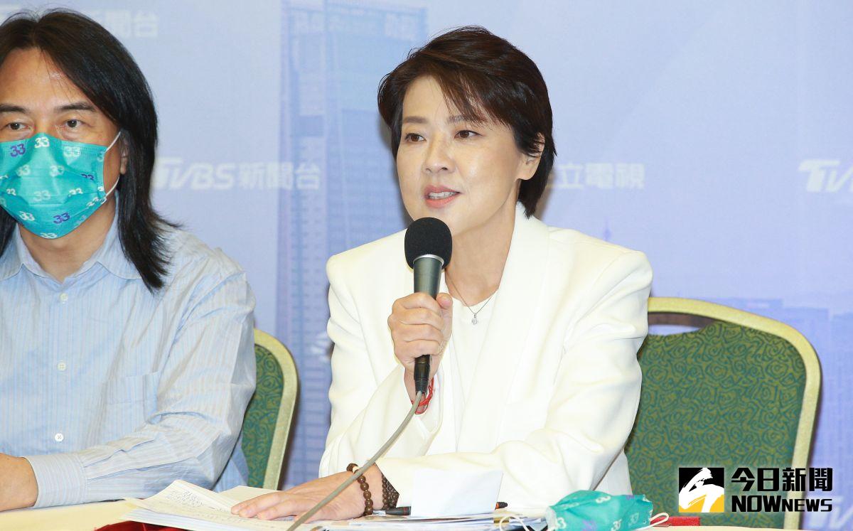 ▲針對陳時中於辯論會中提出「棄保」作為問題，黃珊珊5日在會後記者會上表示「還想用意識形態綁架人民？」（圖／記者葉政勳攝，2022.11.05）