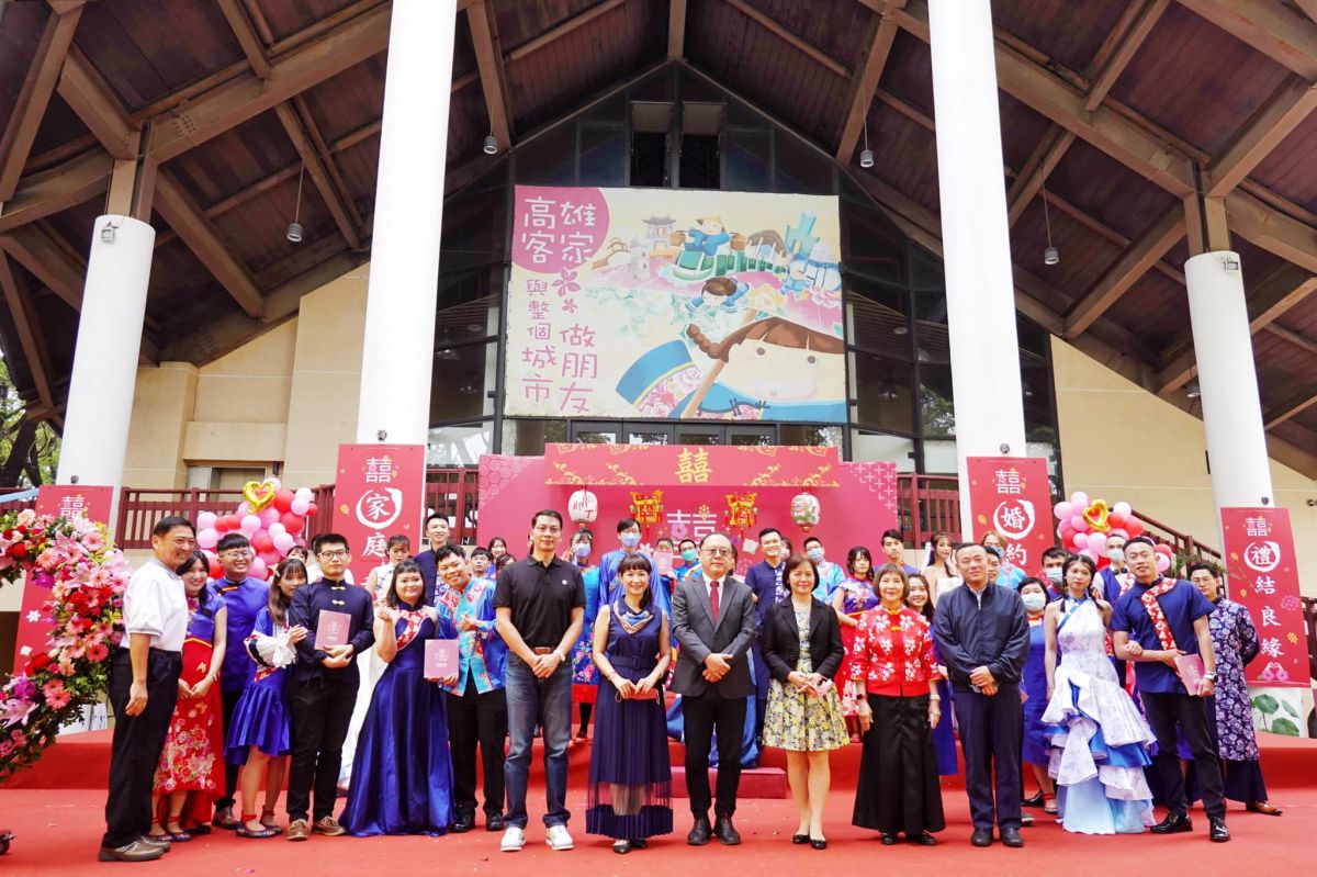 ▲高雄市副市長史哲今(5)日代表市長陳其邁出席一年一度客家婚禮。(圖／截自史哲臉書)