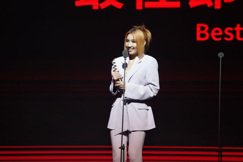 金音獎/Karencici搶先開紅盤摘2獎 犯糗又走錯路
