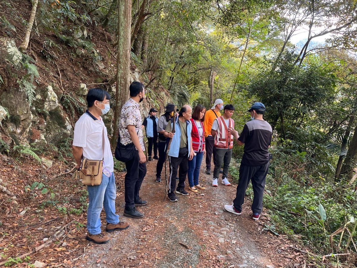 ▲德芙蘭苗圃步道療癒散策與解說(圖／農業局提供2022.11.6)