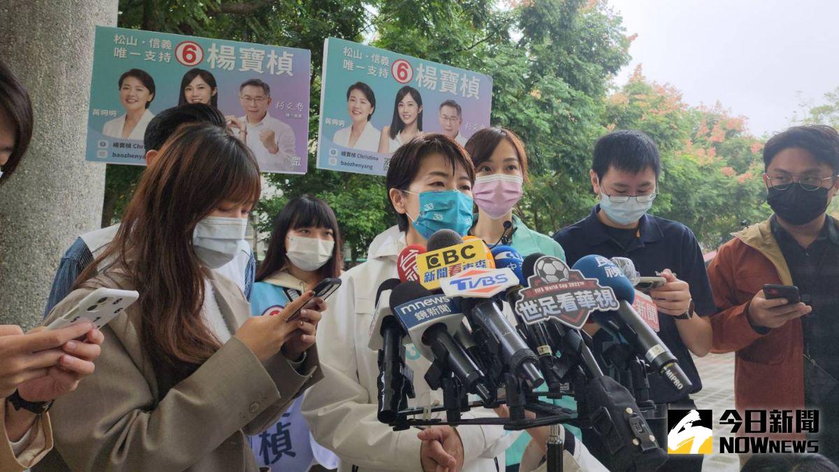 ▲針對民進黨北北基桃候選人聯合提出1200交通月票政見，台北市長候選人黃珊珊8日質疑「錢從哪來？」並強調最後不要又變成地方政府自行埋單。（圖／記者丁上程攝，2022.11.08）