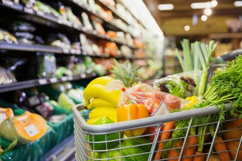 物價還是高！11月CPI年增率2.9%　蔬果漲逾1成、外食費漲4.21%
