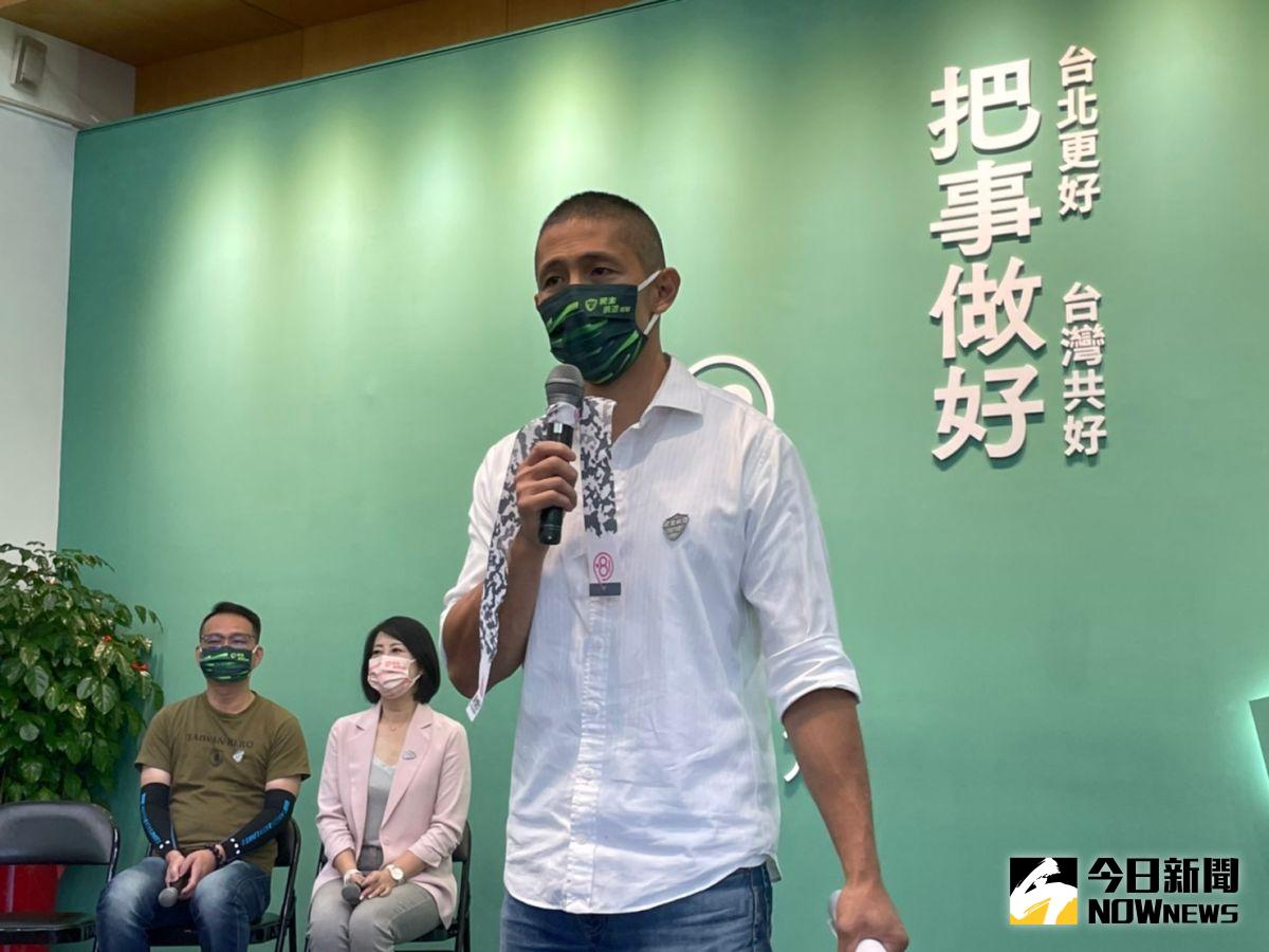 ▲吳怡農說，操作仇恨是有效的，但還是必須堅持相信，選民們期待一場更正向的政治競爭。（資料照／記者黃宣尹攝）