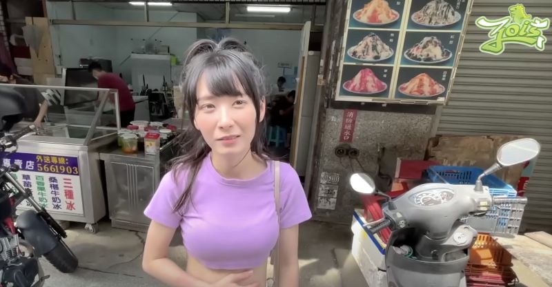 賤葆超正學姐曝光!同框新片笑容藏不住 本尊表姐超大咖