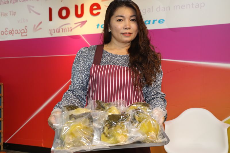 ▲范秋水今年製作的第一批越式酸菜已開甕販售。（圖／新北市社會局）