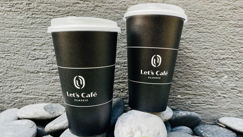 ▲週末到全家使用全盈 PAY支付，可享Let’ s Café特濃美式(大杯，冰熱不限)買一送一，。（圖／業者提供）