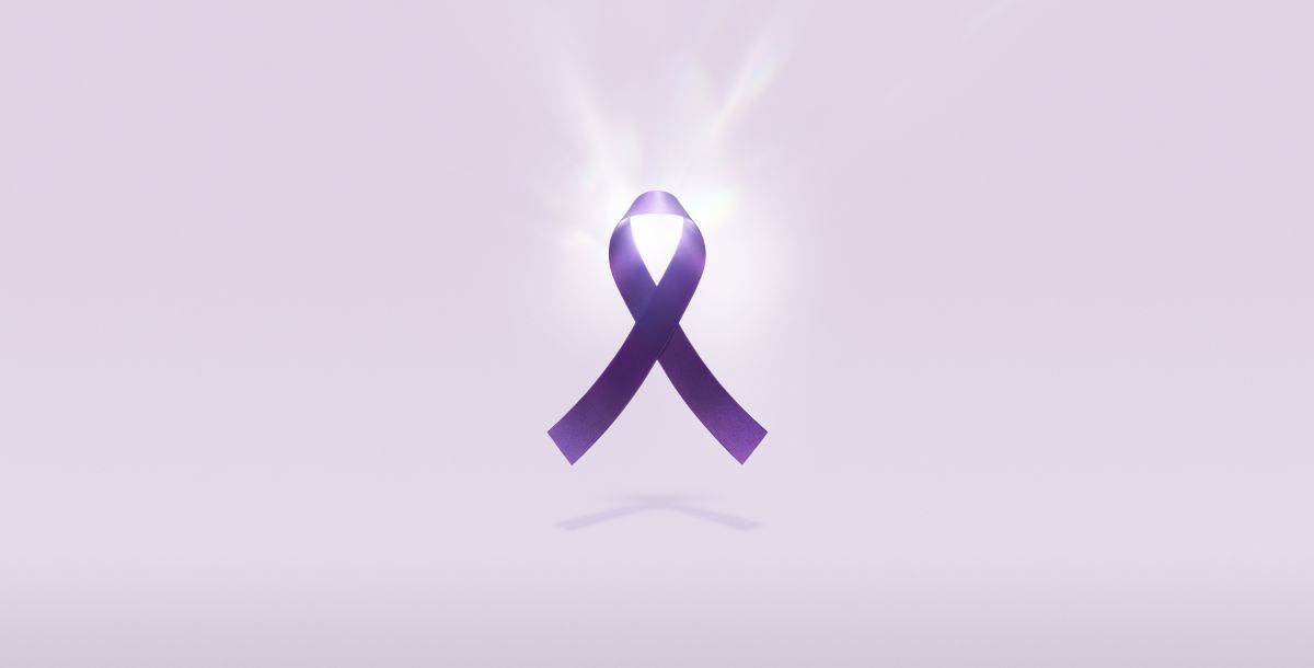 ▲全球黛珂品牌發起紫絲帶活動，與現代婦女基金會合作，發起「拒絕暴力我挺你」訴求。（圖／品牌提供）