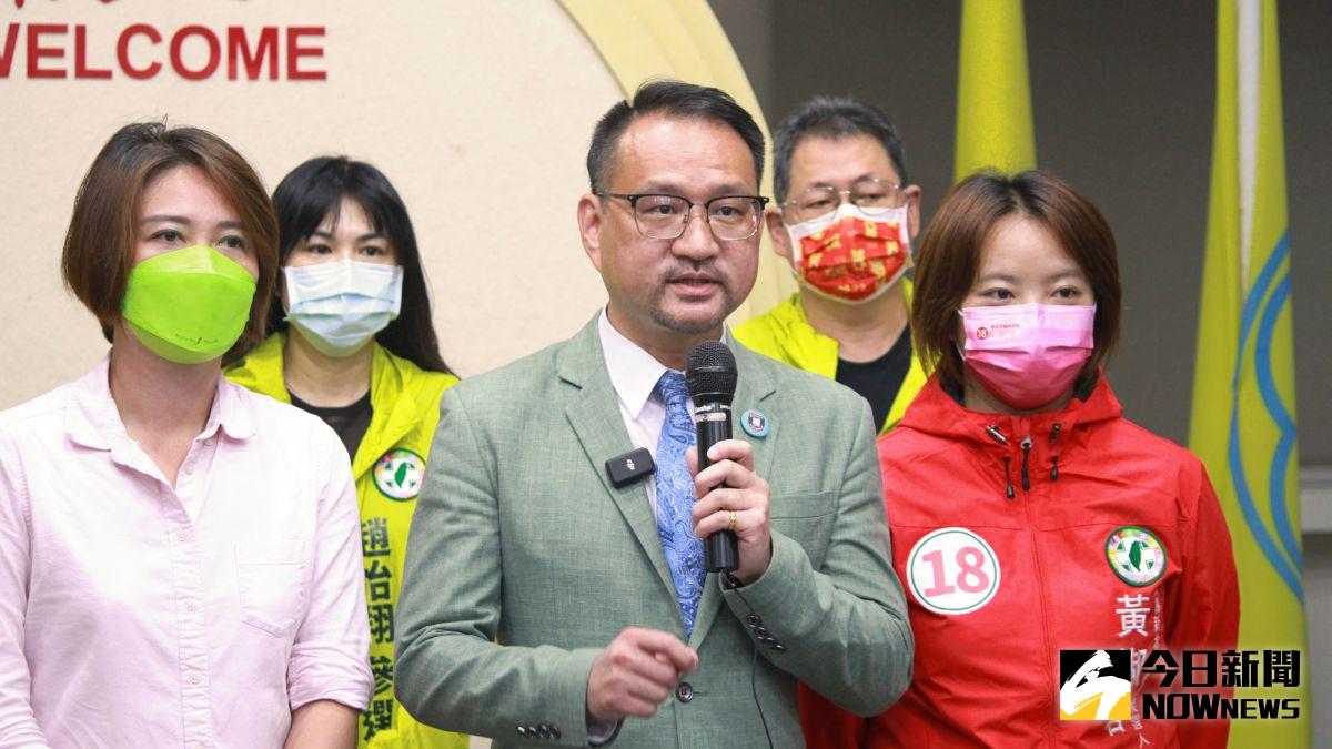 ▲民進黨台北市議員阮昭雄，在蔣萬安10日宣布辭去立委後，下午率先宣布投入立委補選。（圖／記者丁上程攝，2022.11.10）