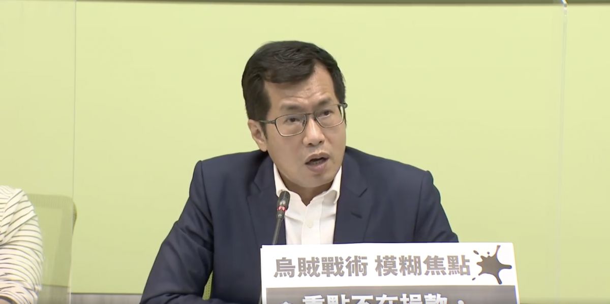 ▲羅致政呼籲高虹安這段時間好好休息，同時找好律師，不要轉移焦點打烏賊戰。（圖／翻攝自民進黨立院黨團臉書）