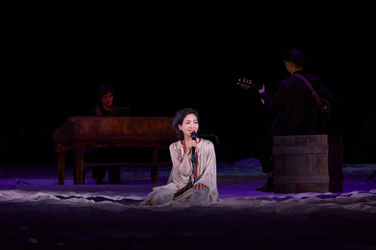 ▲萬芳透露遇到低潮。（圖／何樂音樂提供）