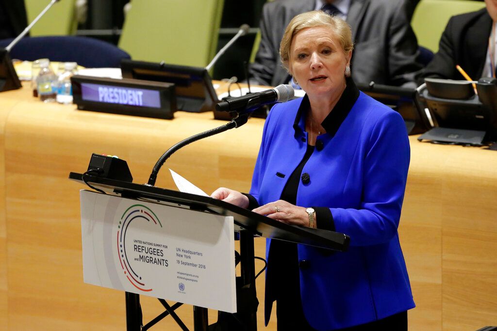 ▲統一黨青年團11日在首都都柏林舉行「愛中關係的未來」（The Future of Irish-Chinese Relations）政策報告發表會，由歐洲議會愛爾蘭籍議員費茲傑羅（Frances Fitzgerald）和黨團國際秘書史卡萊特（Eoin Scarlett）共同主持。（圖／美聯社／達志影像）