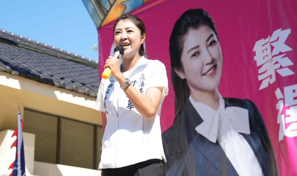 ▲許淑華認為民調數字展現在地服務的重要性、選民對優劣者的判斷智慧。（圖／許淑華競總提供，2022.11.13）