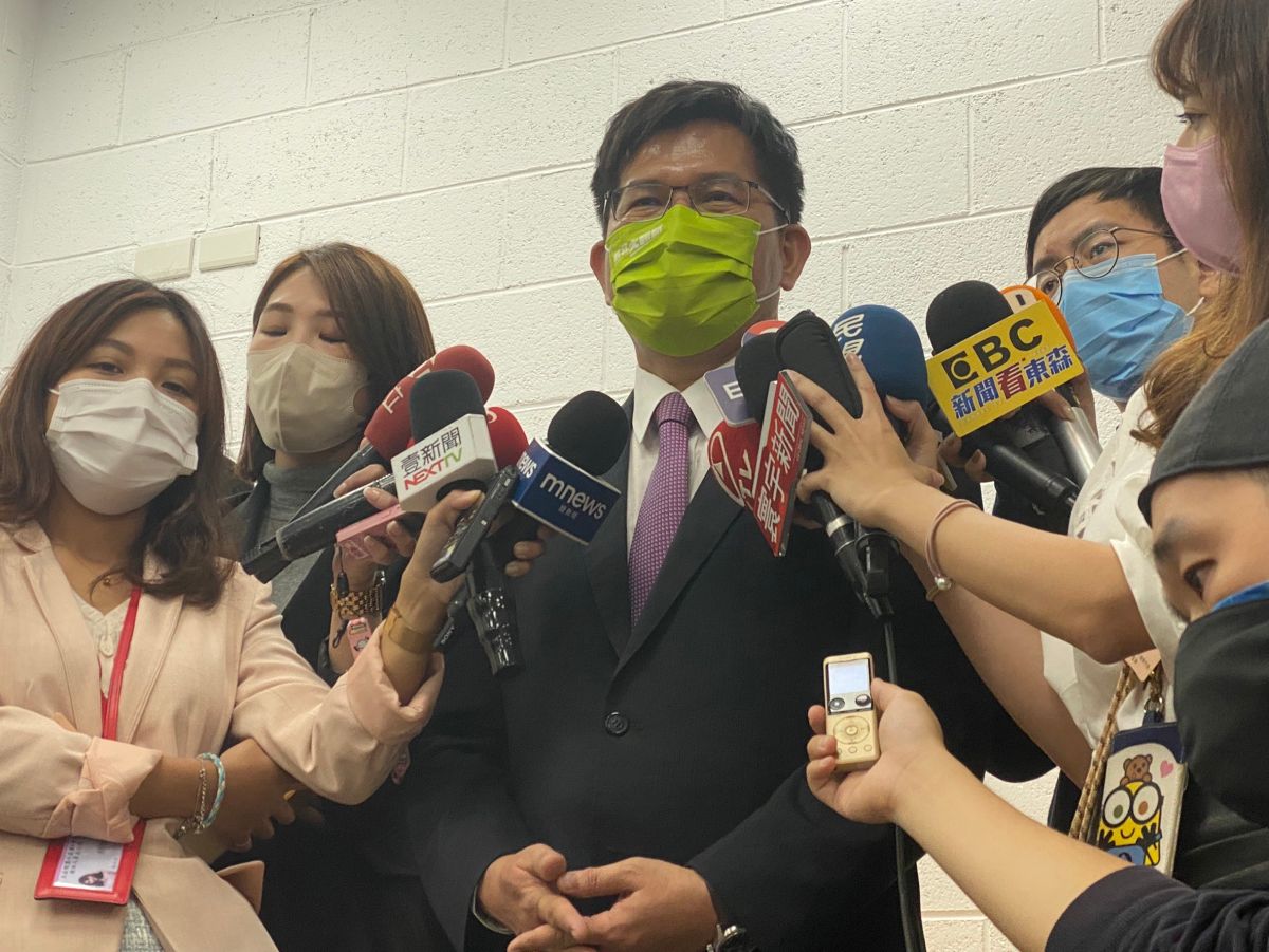 ▲對於侯友宜政見發表會表現，林佳龍認為如答錄機「不尊重人」。（圖／記者陳威叡攝，2022.11.14）