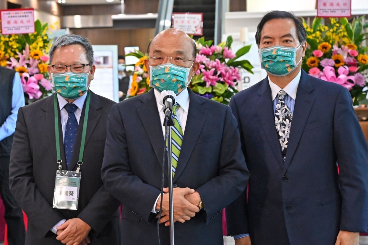 ▲對於高虹安涉詐領助理費又有新事證，蘇貞昌說事證越多、質疑越大，就有責任要說明清楚。（圖／行政院提供）