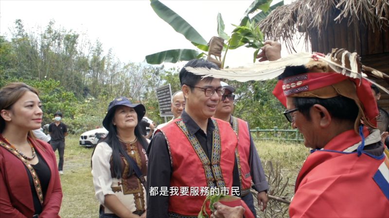 ▲高雄市長陳其邁競選團隊今(16)日釋出最新競選影片,影片由陳其邁兩年來,在大高雄38區上山下海的各項市政行程紀錄、相關新聞片段組成。(圖/陳其邁競總提供)