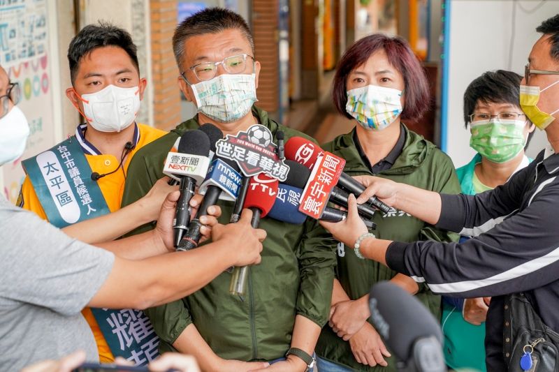 ▲蔡其昌認為政治人物錯了就該道歉,會道歉才知道怎麼反省跟改進。(圖/蔡其昌競總提供,2022.11.16)
