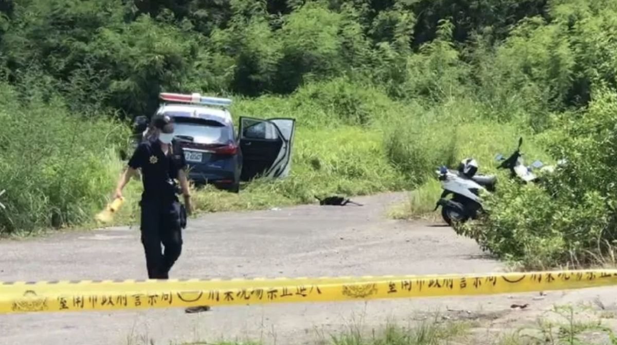▲台南市安南區今（22）日上午驚傳員警重傷意外，2位員警疑似在追捕逃犯的過程中遭到攻擊，傷勢相當嚴重。（圖／民眾提供）