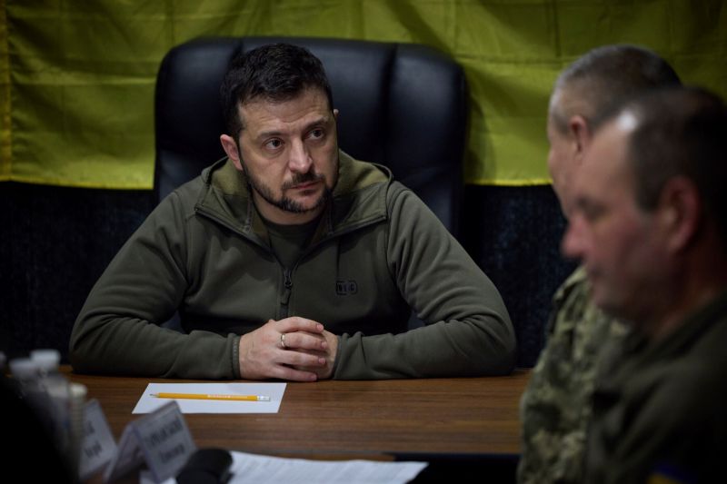 ▲烏克蘭總統澤倫斯基（Volodymyr Zelenskyy）表示，捍衛東部巴赫姆特和蘇勒答爾的烏軍將獲得他們所需的一切武器裝備。資料照。（圖／美聯社／達志影像）