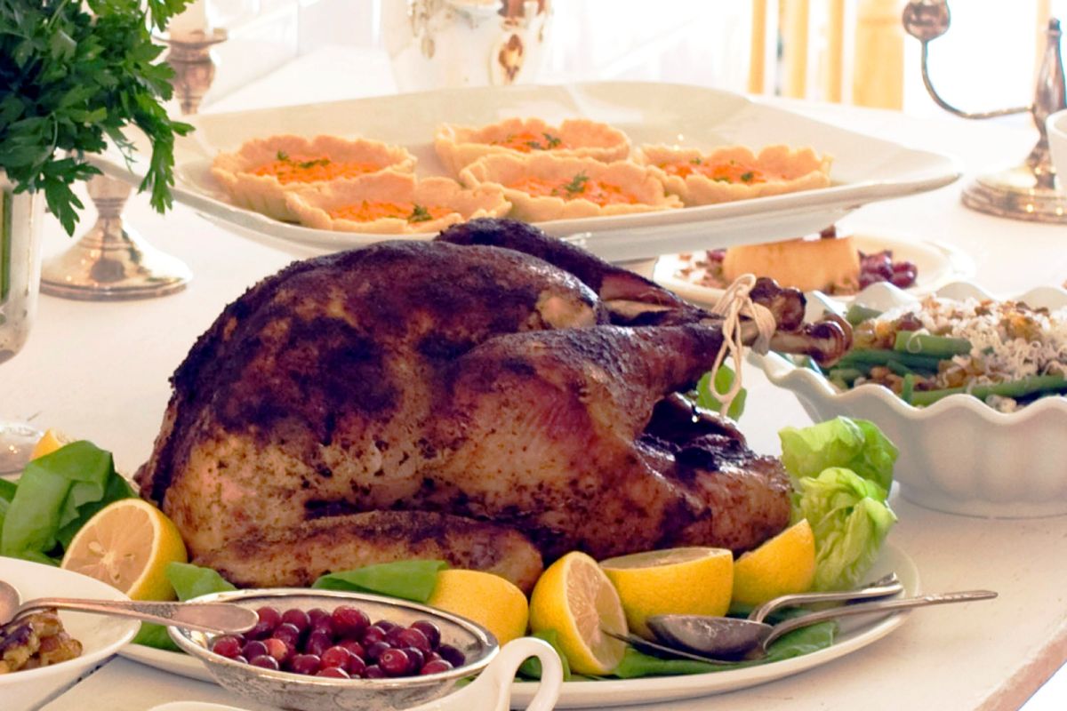 ▲美國農業局聯合會的數據顯示，通貨膨脹之下，今年感恩節大餐的成本明顯上漲。示意圖。（圖／美聯社／達志影像）