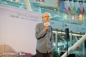 業配 ▲梁國龍謙虛地說,作品就交給讀者去解讀。(圖/宋佩遙攝)