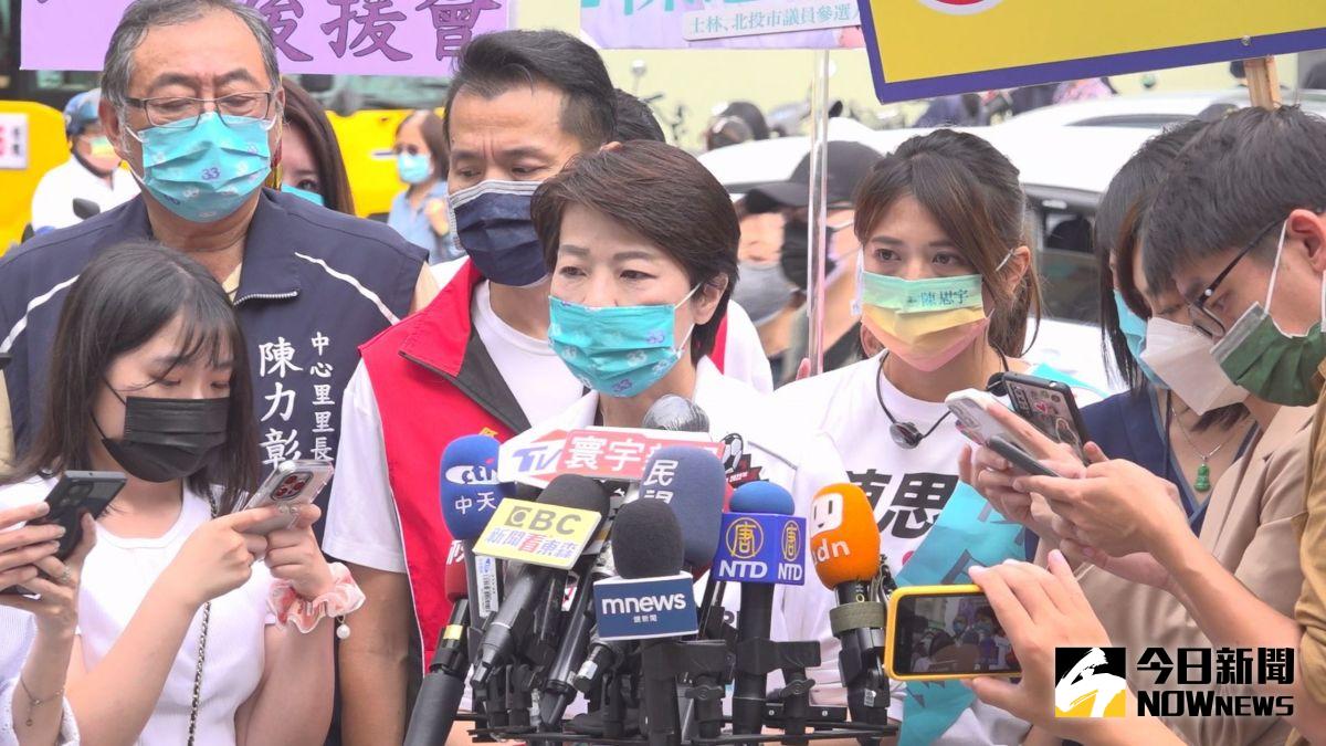 ▲針對陳時中表示看了書但認為沒有什麼新政策，台北市長候選人黃珊珊17日則反擊陳時中「我對於他的理解跟閱讀能力非常的懷疑，他到底有沒有看書？」（圖／記者嚴俊強攝，2022.11.17）