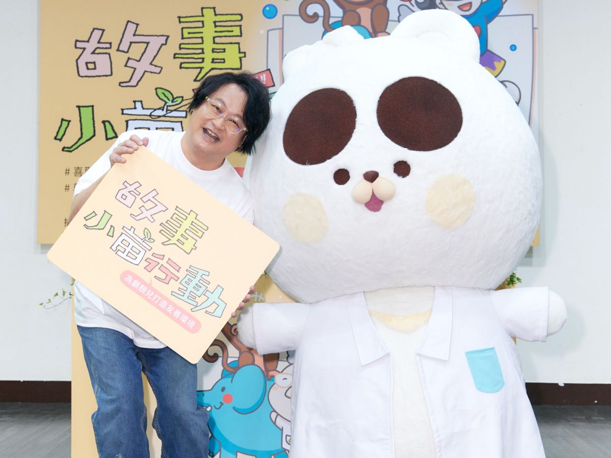 ▲羅慧夫顱顏基金會故事大使趙自強與倡議大使hoohoolab，邀請大眾支持「故事小苗行動」。（圖／羅慧夫顱顏基金會提供）