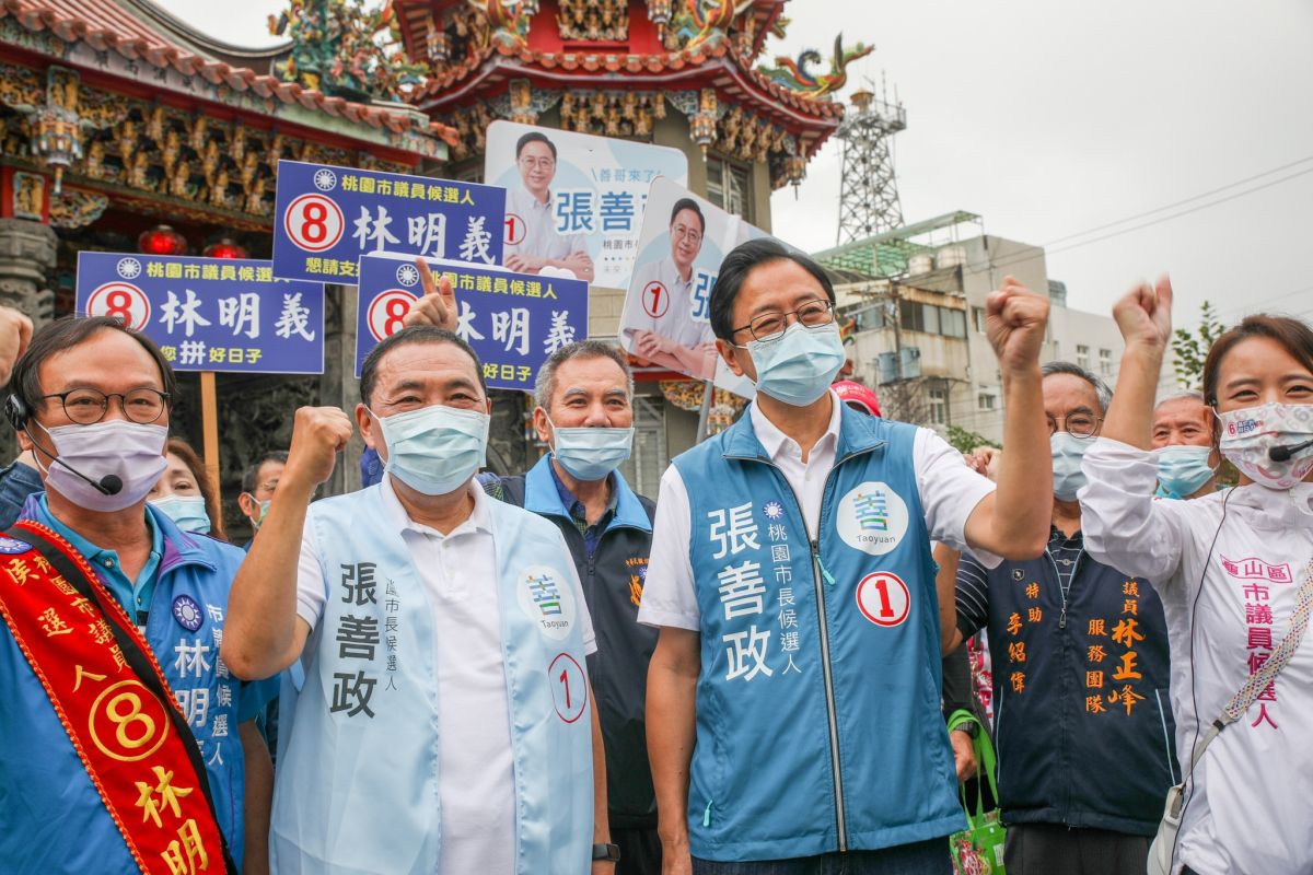 ▲張善政推出「全台最優青創貸款」，在桃園設立登記公司，除現行「青創貸款」補貼政策外，市府提供最高200萬青年創業貸款5年免息。（圖／張善政競辦提供）