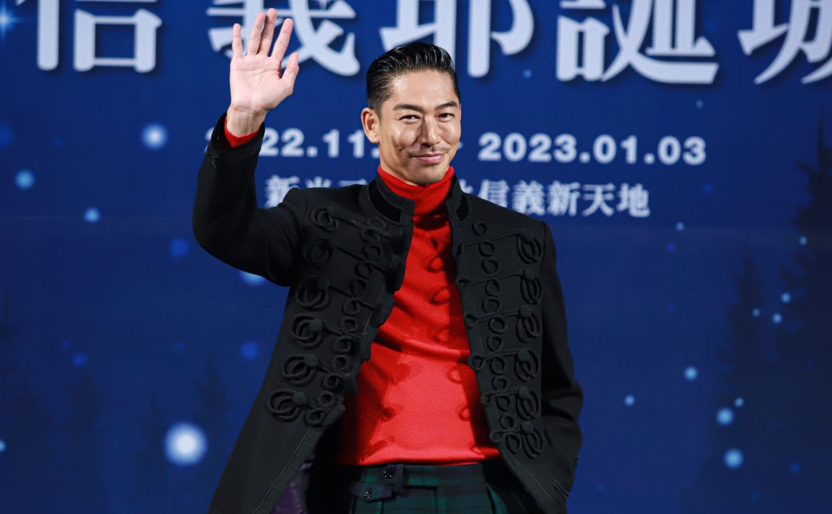 ▲《信義耶誕城》邀請國民姊夫AKIRA化身點燈大使，點亮全台最大信義耶誕城，與民眾熱情迎接耶誕節的到來。（圖／記者葉政勳攝）