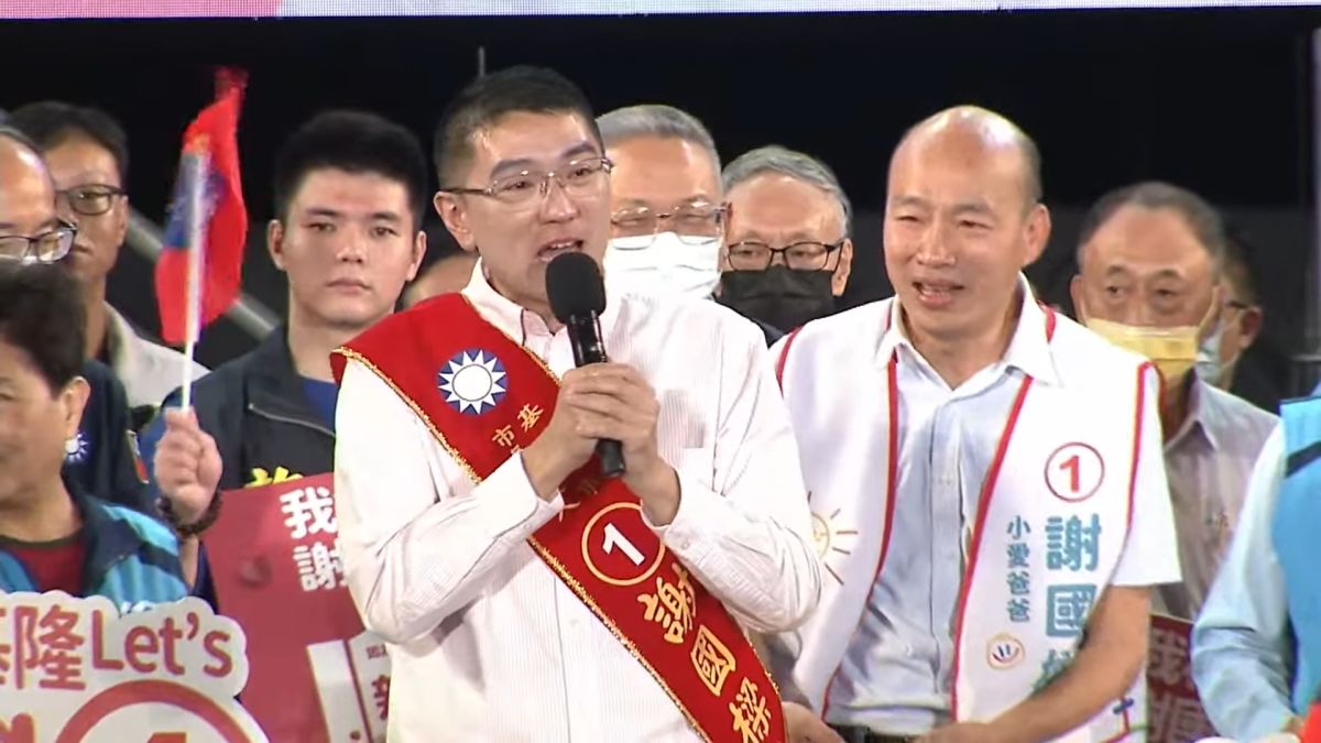 ▲林右昌質疑謝國樑疑似動員自家二信中學、二信合作社員工輔選的行為，恐已違法，受到廣大關注。圖為韓國瑜替謝國樑站台。（圖／謝國樑辦公室提供）