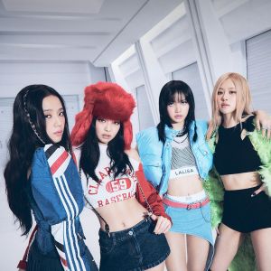 BLACKPINK高雄第2天演出4分鐘賣光！12萬人同時搶4.5萬票
