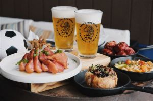 市府站SEA TO SKY Bar在高空酒吧一起瘋世足。(圖/SEA TO SKY Bar) ▲市府站SEA TO SKY Bar在高空酒吧一起瘋世足。(圖/SEA TO SKY Bar)