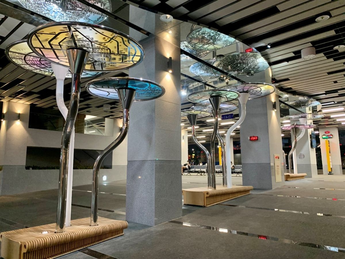 ▲豐原轉運中心特別設置公共藝術「運轉城市」，讓匆忙的旅客感受一座共融的運轉城市(圖／交通局提供2022.11.19)
