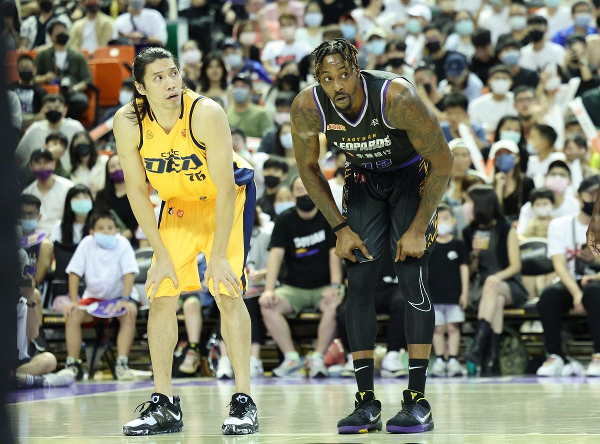 ▲雲豹洋將霍華德面對曾文鼎打進首球。（圖／雲豹球團提供）