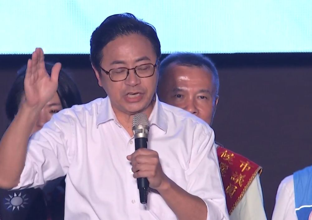 ▲張善政今日晚間造勢發言引發論戰，鄭運鵬辦公室一一打臉。（圖／翻攝自中國國民黨臉書）