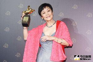 ▲張艾嘉睽違36年拿下第三座金馬影后。(圖/NOWnews攝影中心) ▲張艾嘉睽違36年拿下第三座金馬影后。(圖/NOWnews攝影中心)