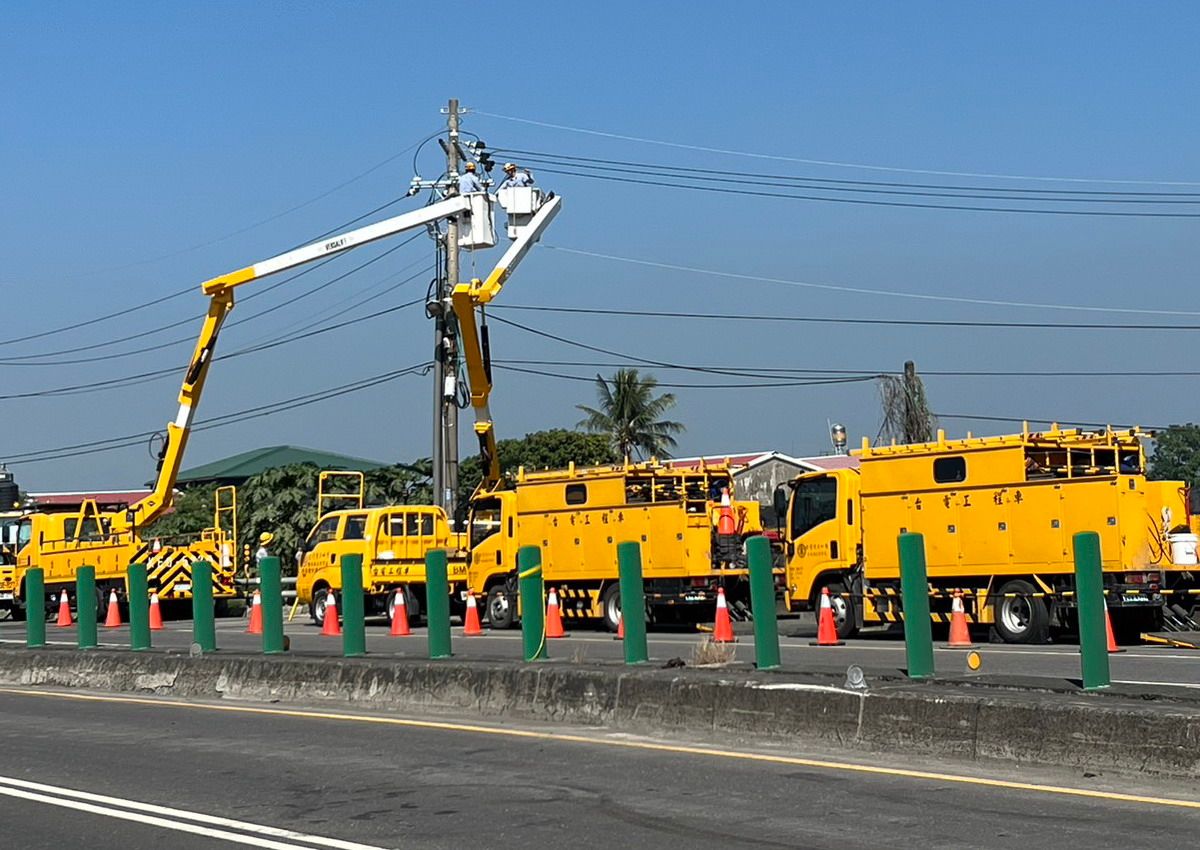 ▲屏東縣屏鵝公路地下纜線改接完成，以提升線路防災韌性。(圖／台電屏東區營業處提供)