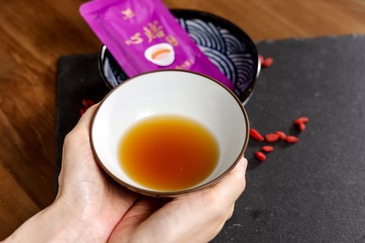 ▲2022金馬影展指定貴賓禮盒！心焙雞精「宮廷級尊榮禮盒」奢華登場，送禮超人氣首選！（圖／品牌提供）