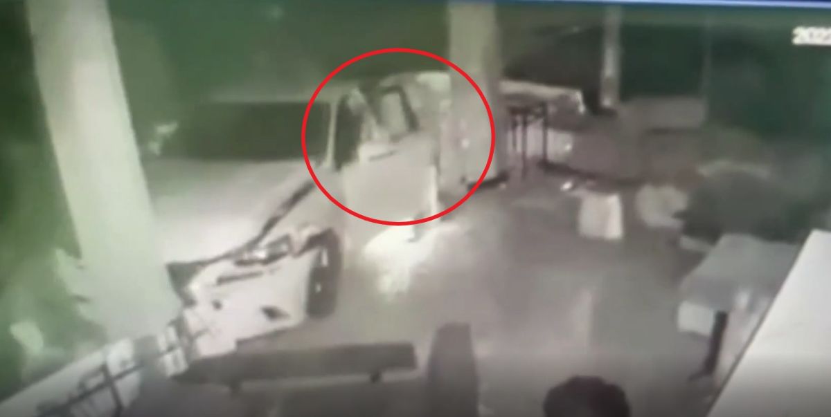 ▲警方調閱監視器卻發現，駕駛為一名男性，目前正循線追查中。（圖／翻攝記者爆料網）
