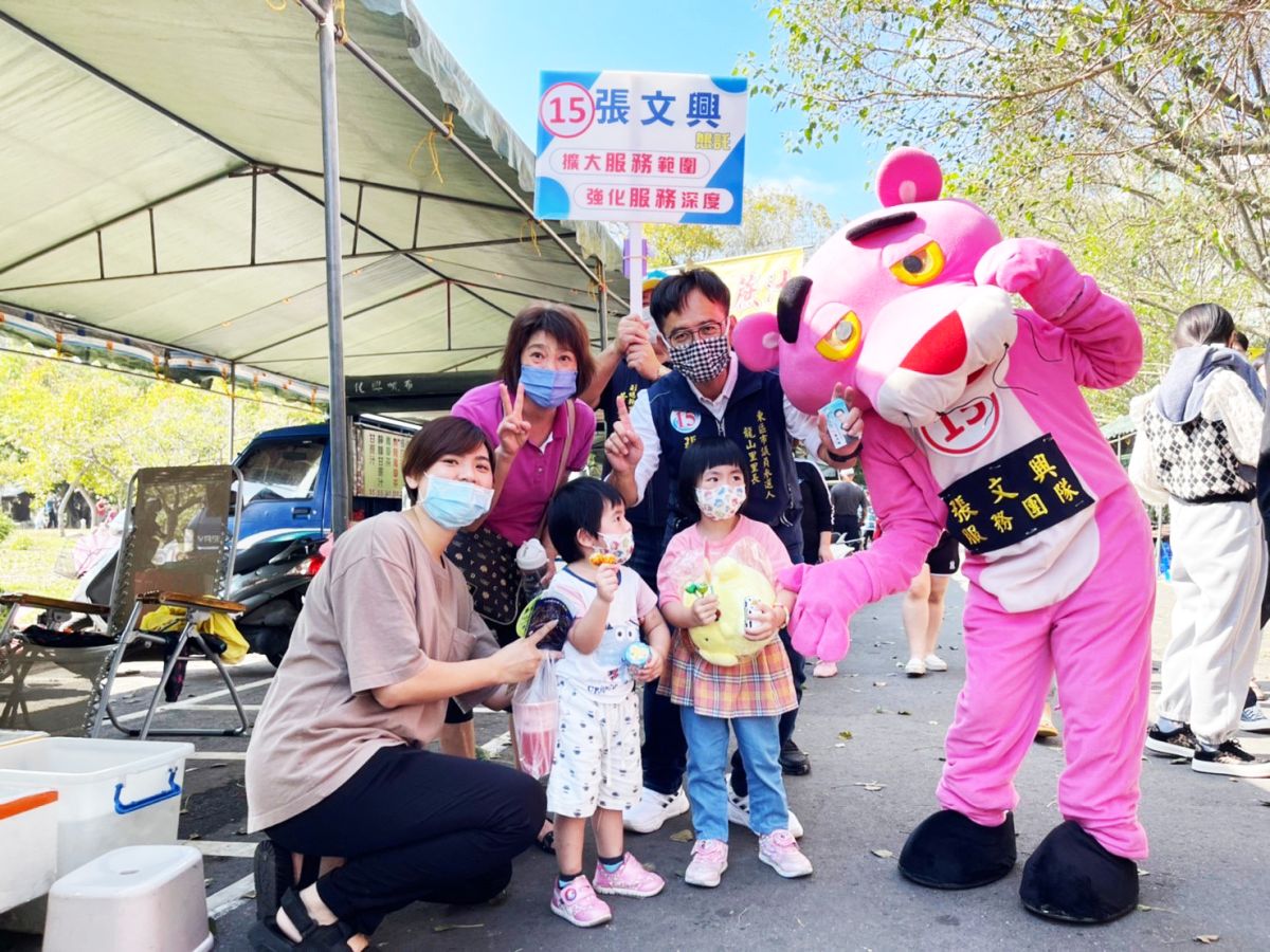 ▲新竹市議員候選人張文興基層拜票，獲熱烈迴響。（圖/張文興團隊提供）