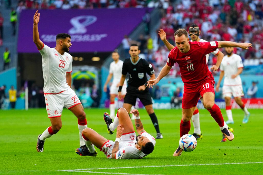 ▲丹麥和突尼西亞在小組賽一陣混戰後，形成了平手。（圖／美聯社／達志影像）