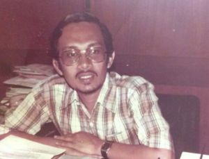 ▲安華（Anwar Ibrahim）年輕時就在馬來西亞政壇展露頭角。（圖／翻攝自安華推特）