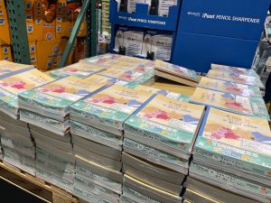 好市多黑五限定優惠,Nakabayashi 日本進口筆記本。(圖/記者鍾怡婷攝) ▲好市多黑五限定優惠,Nakabayashi 日本進口筆記本。(圖/記者鍾怡婷攝)