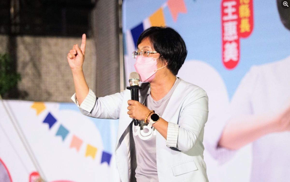 ▲彰化縣國民黨候選人王惠美，稍早在競選總部宣布當選。（圖／王惠美臉書）