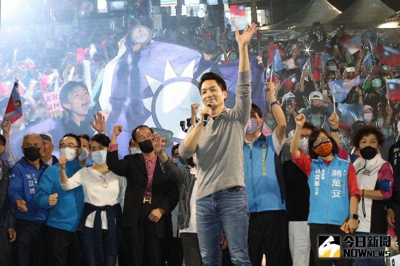 ▲蔣萬安宣布勝選，成為最年輕的台北市長，其得票率為21縣市倒數第二。（圖／記者康仲誠攝，2022.11.26）