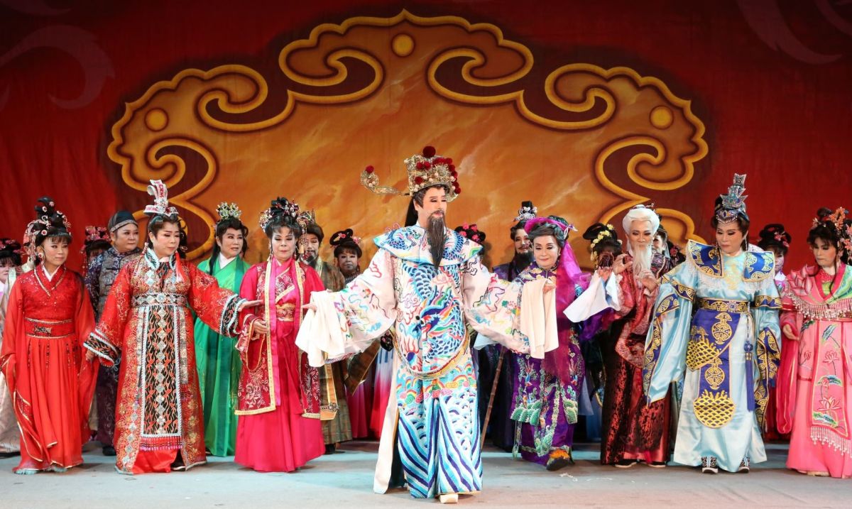 ▲台中市社會局推「銀向學習計畫」，鼓勵銀髮族共學共樂，忠孝路長老教會承辦推歌仔戲說人生活動。（圖／長老教會提供） 