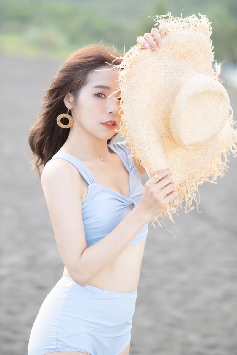 ▲張語芯自稱是奇怪又具各種衝突的人類。（圖／iWIN曖維多媒體提供）