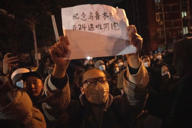 ▲反對封控的示威活動正在中國多個城市「遍地開花」。（圖／美聯社／達志影像）
