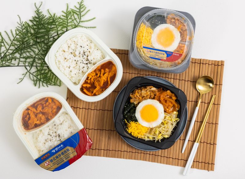 ▲三元花園韓式什錦烤肉拌飯、韓式辣炒豬肉飯皆99元。(圖/7-11提供)
